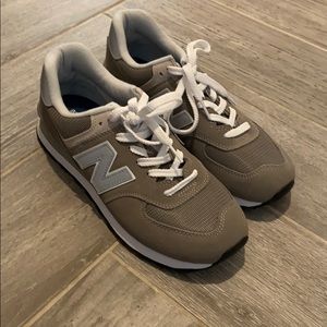 Women’s New Balance shoes